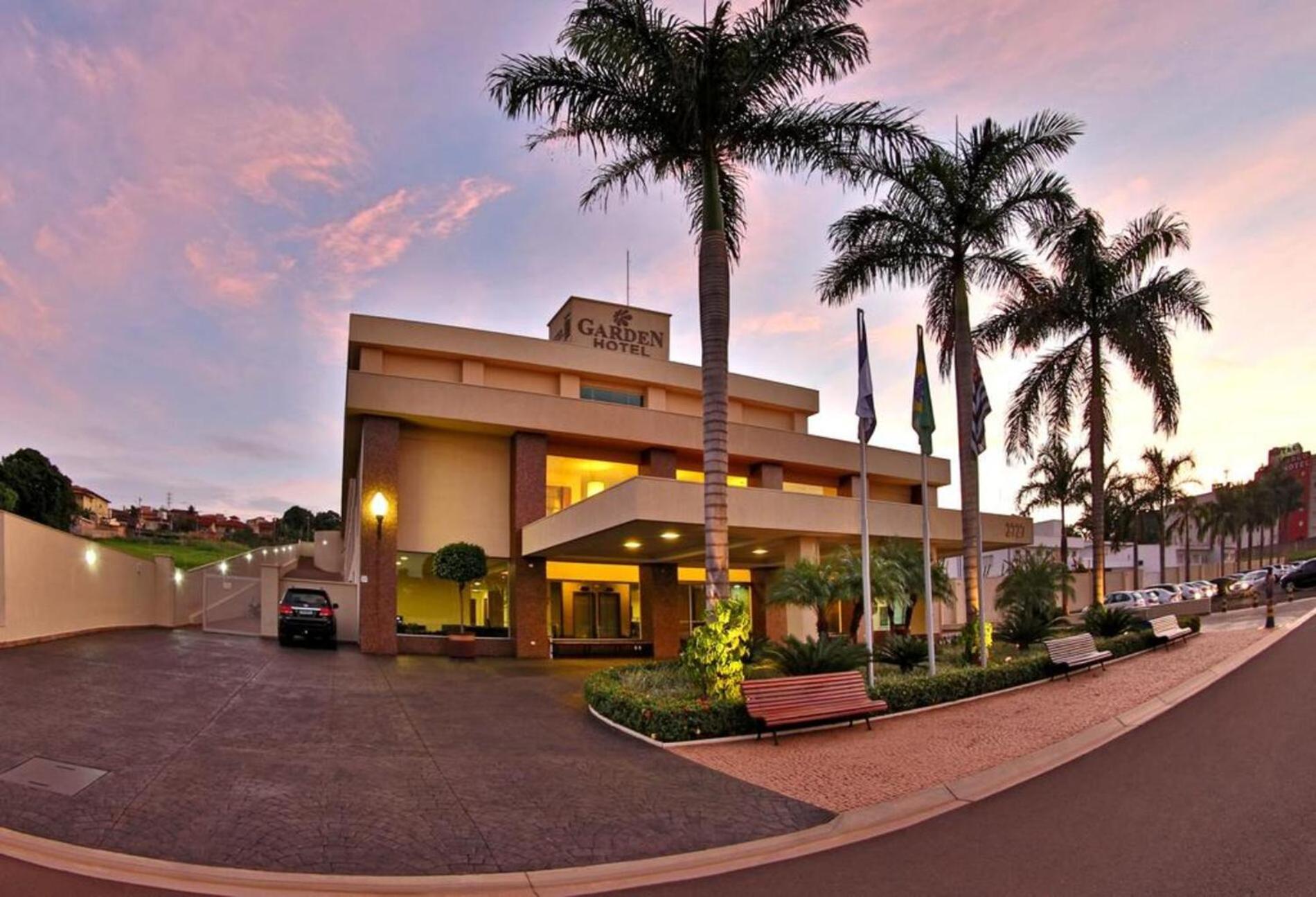 Garden Hotel リベイラン・プレト エクステリア 写真